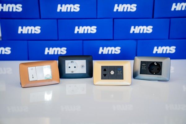 مفاتيح ومقابس كهربائية HMS